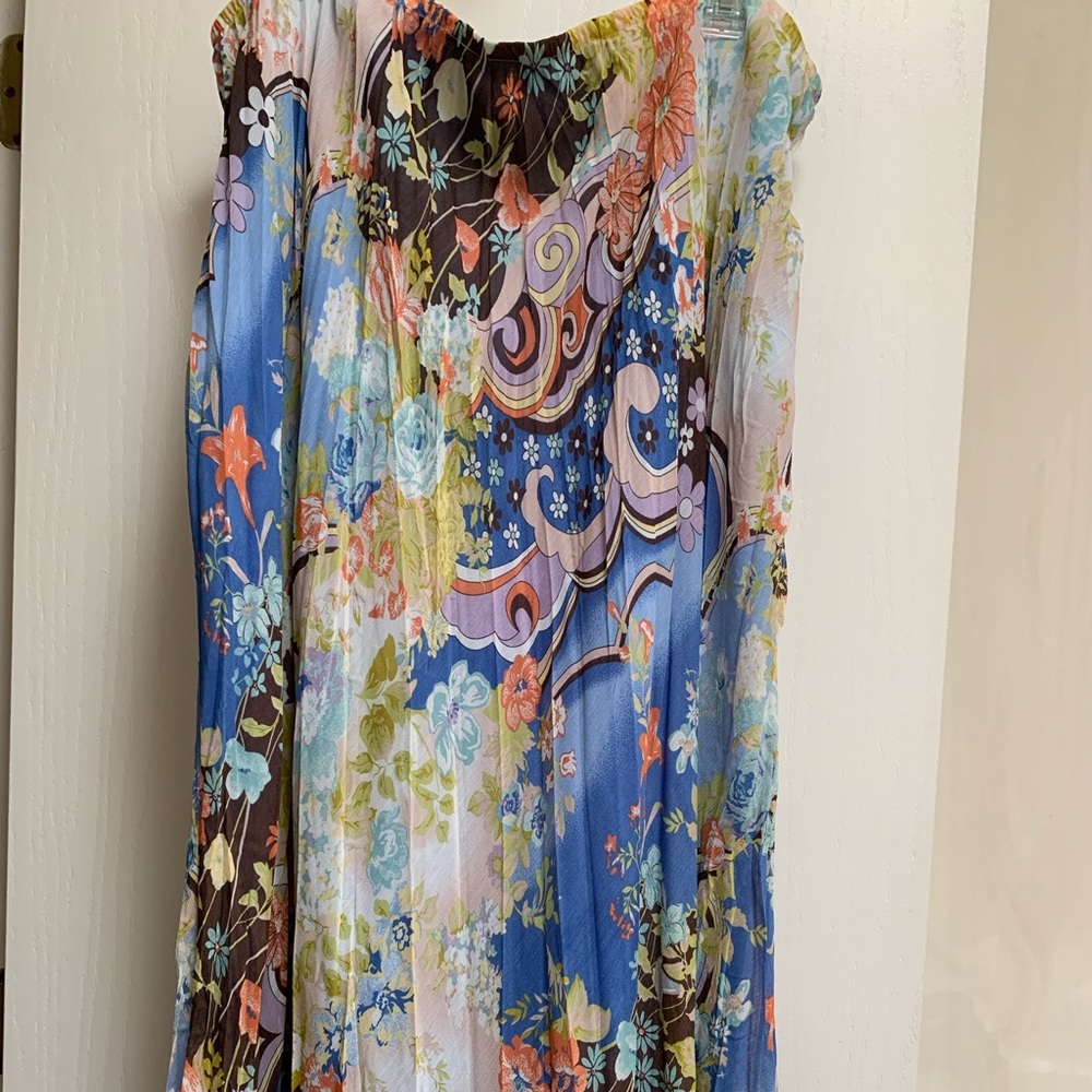 Multi color paisleys print 22/24 pleated skirt
